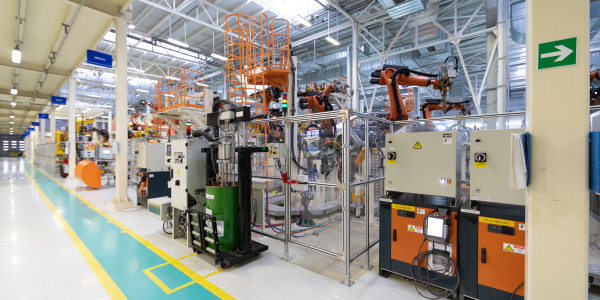 Electricistas Industriales · Instaladores Alta / Baja Tensión en Tarragona · Conexión de motores eléctricos, bombas y maquinaria industrial